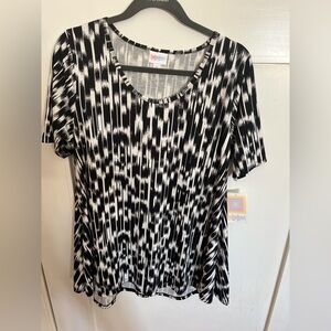 LuLaRoe Perfect T - Medium
